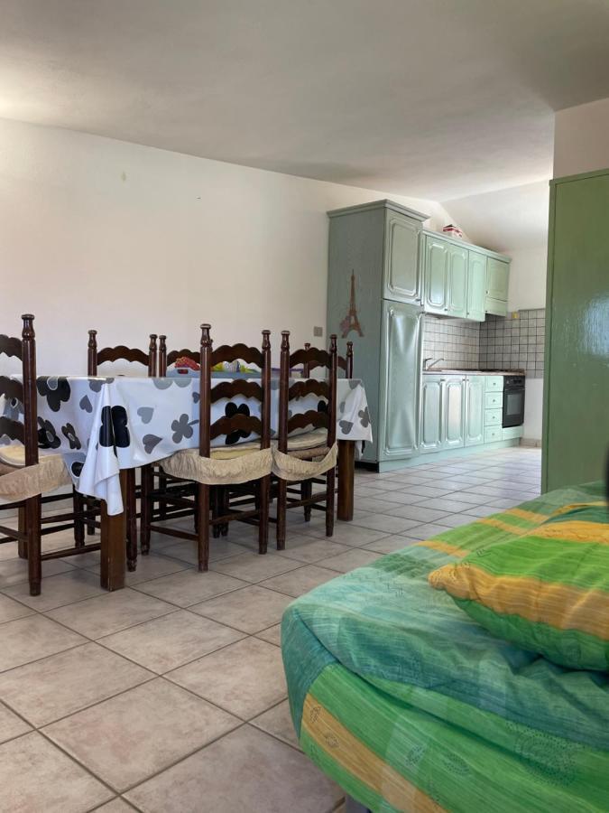 La Casa Di Tonia Apartment La Caletta Luaran gambar