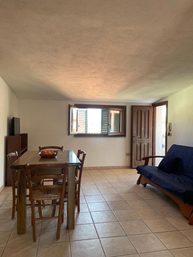 La Casa Di Tonia Apartment La Caletta Luaran gambar
