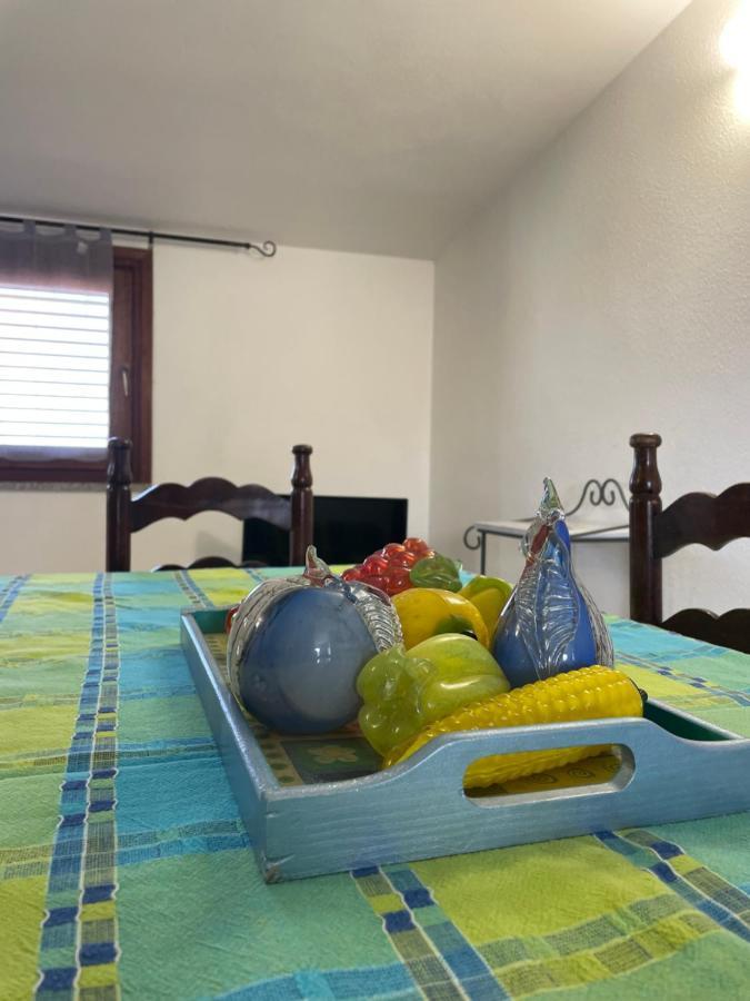 La Casa Di Tonia Apartment La Caletta Luaran gambar