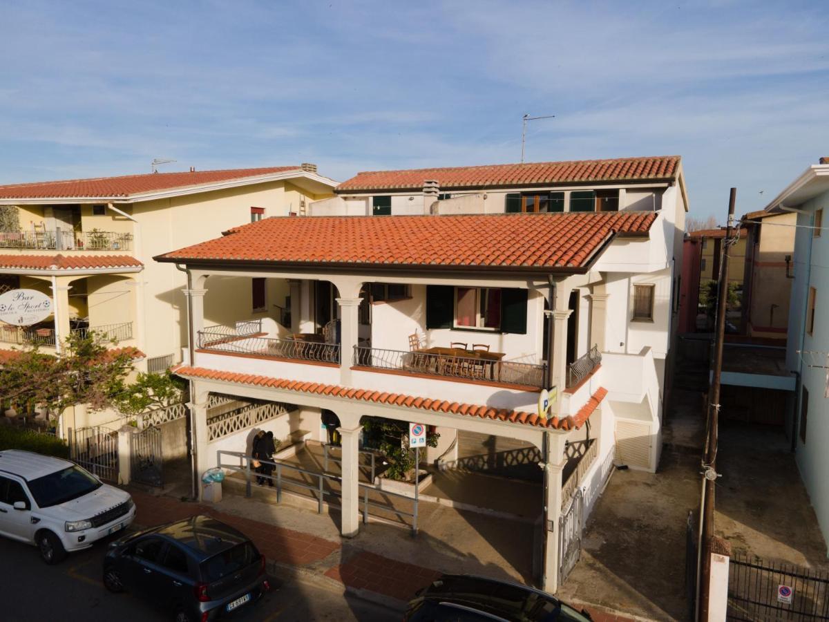 La Casa Di Tonia Apartment La Caletta Luaran gambar