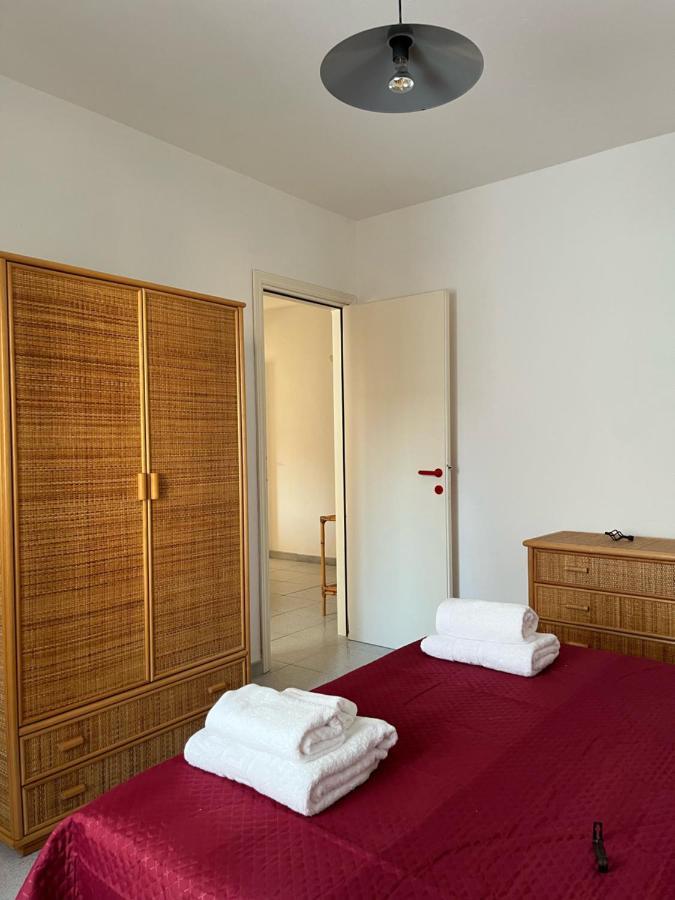 La Casa Di Tonia Apartment La Caletta Luaran gambar